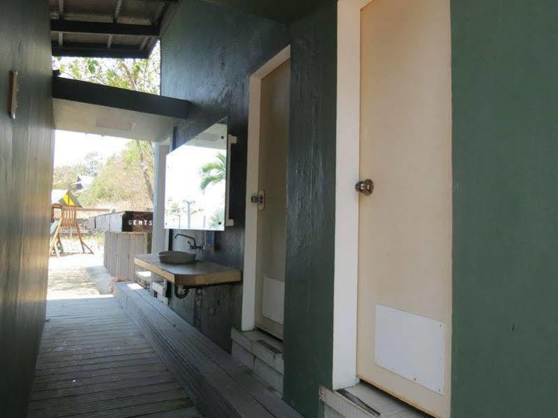 Hotel Planet Dive Mabini  Exterior foto